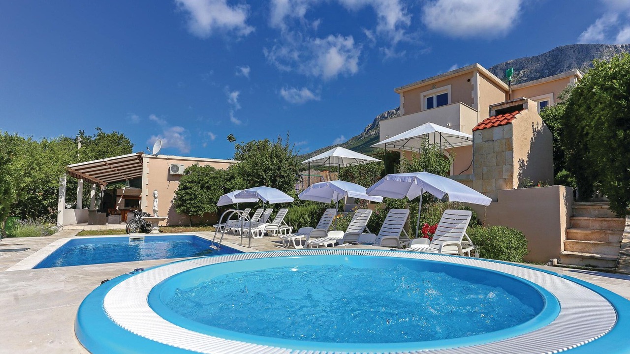 Photo of Outdoor in Kastel Sucurac