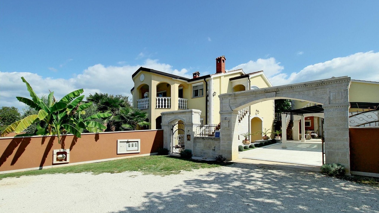 Photo of Outdoor in Antonci
