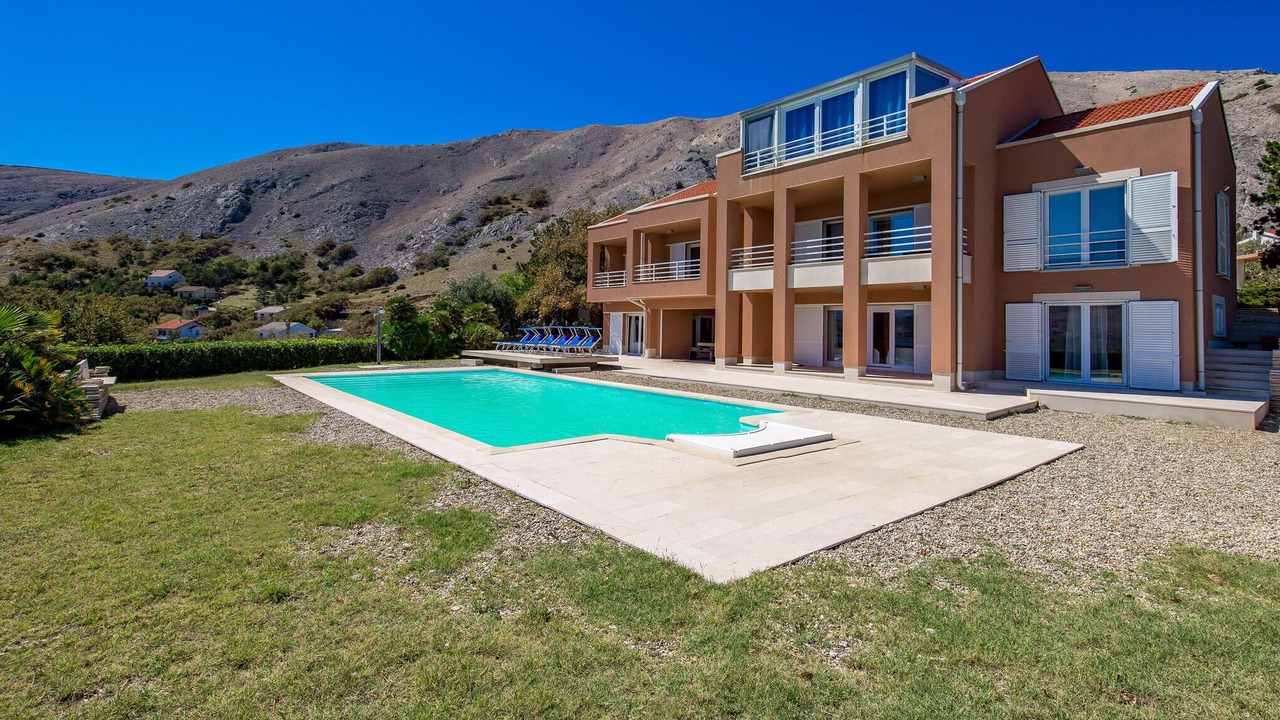 Photo of Outdoor in Bosana