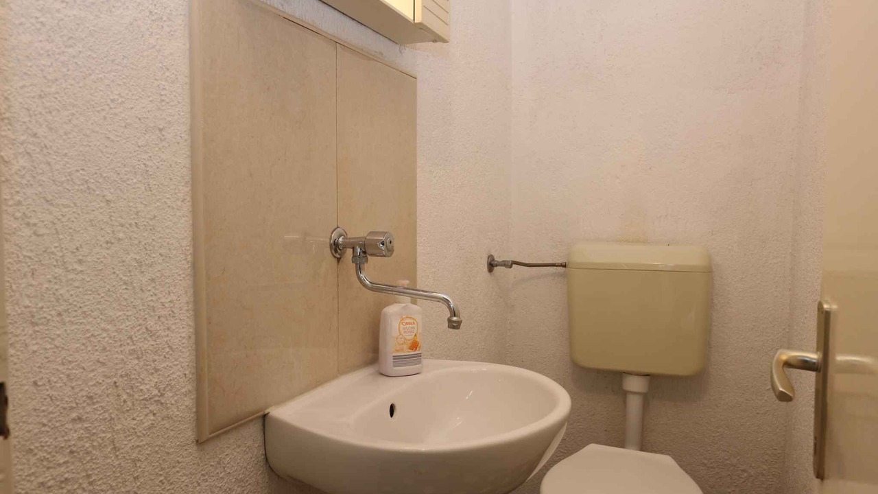 Photo of Bathroom in Silo