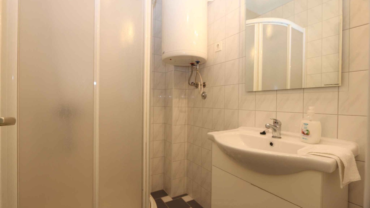 Photo of Bathroom in Silo