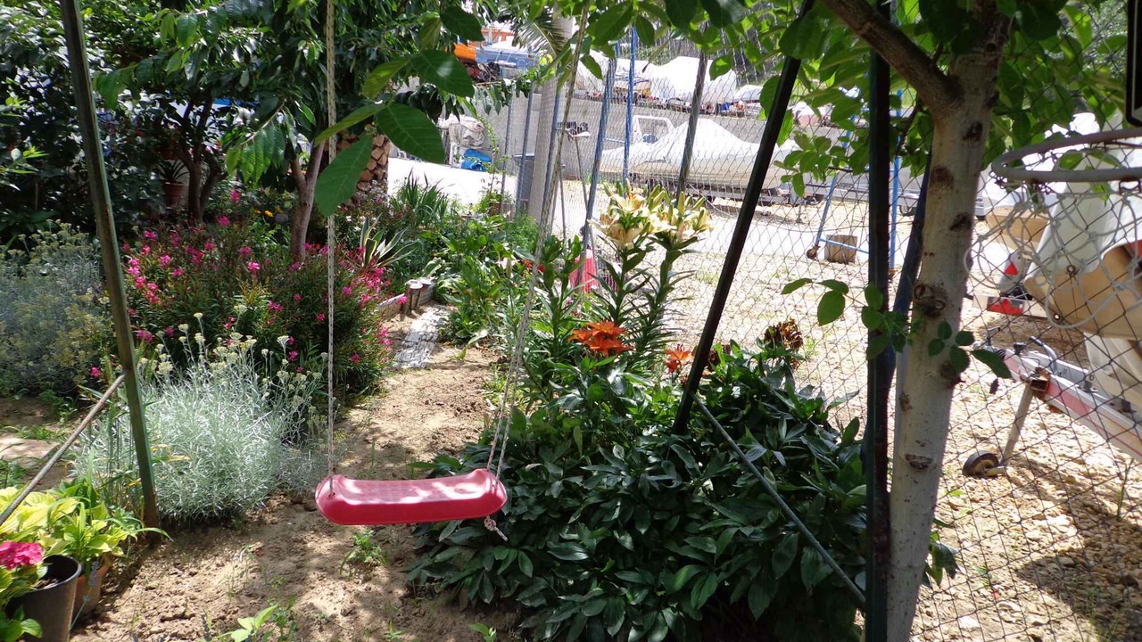 Photo of Outdoor in Mundanije