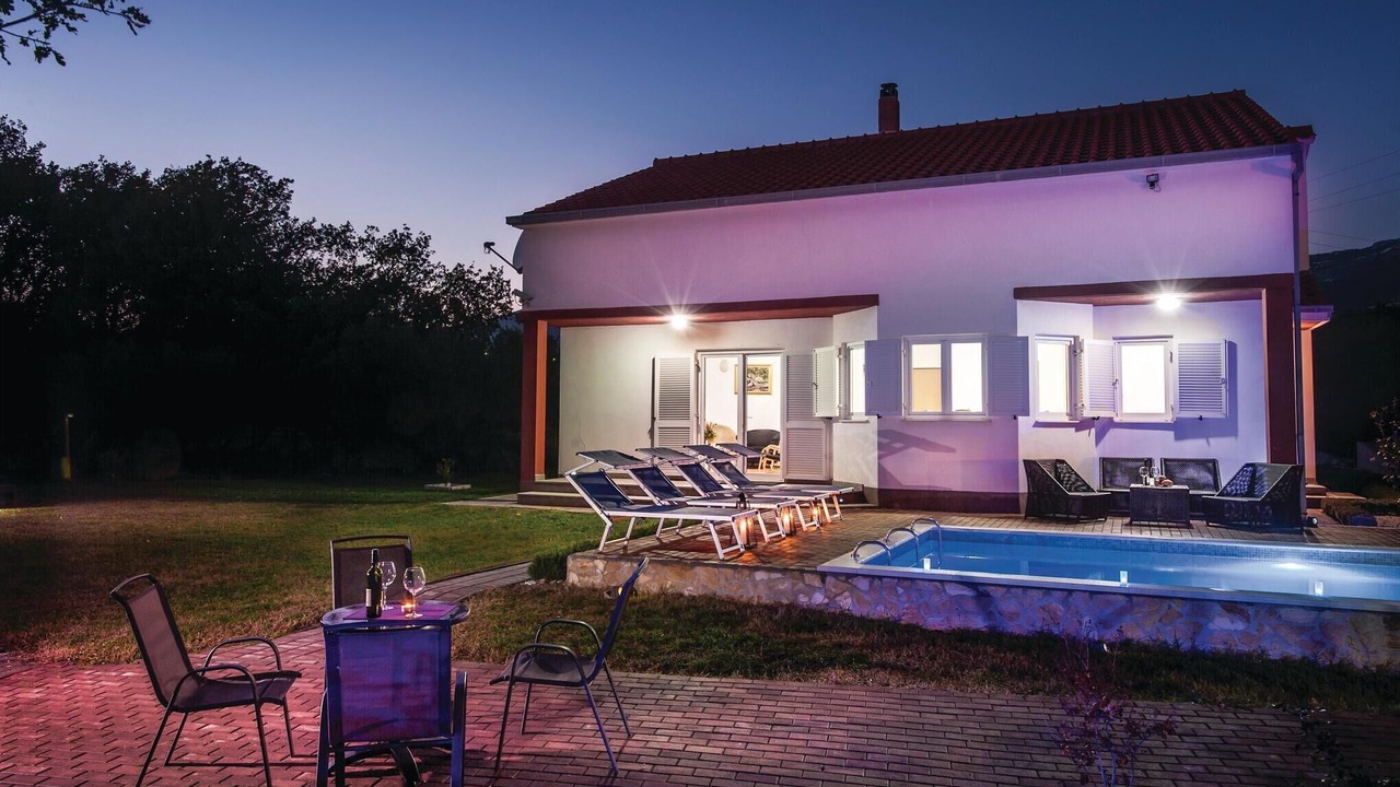 Photo of Outdoor in Rudine