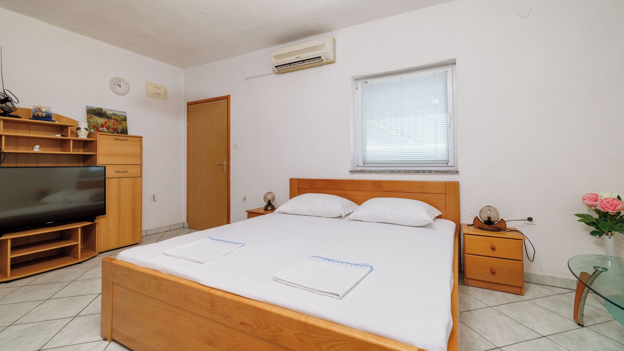 Photo of Bedroom in Vratarusa