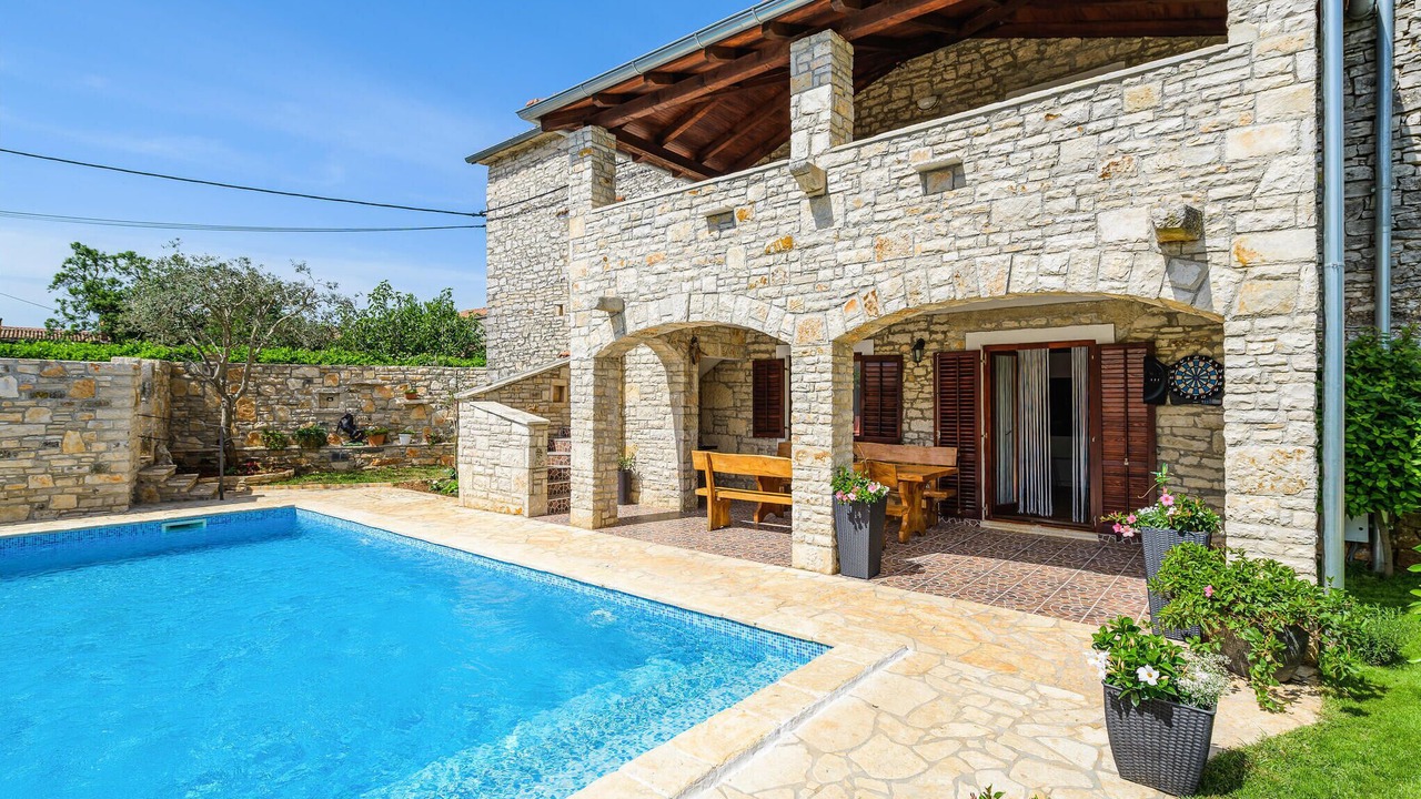 Photo of Outdoor in Cabrunici