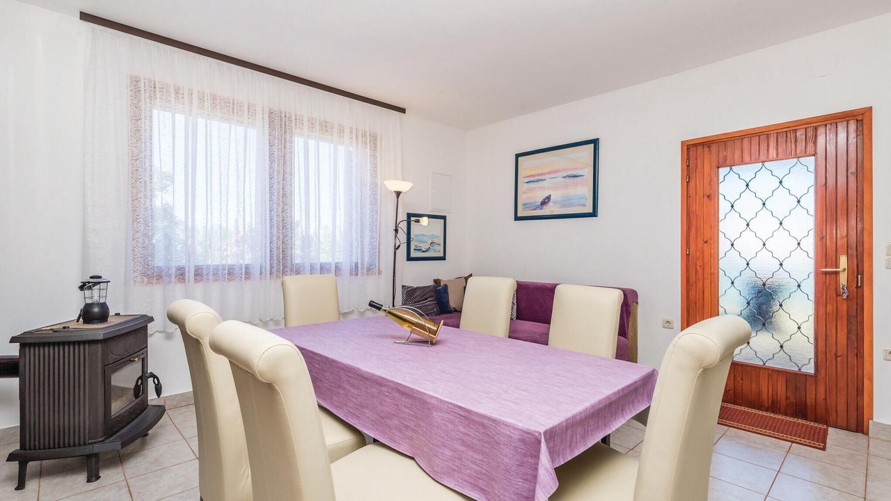 Photo of Bedroom in Kolan