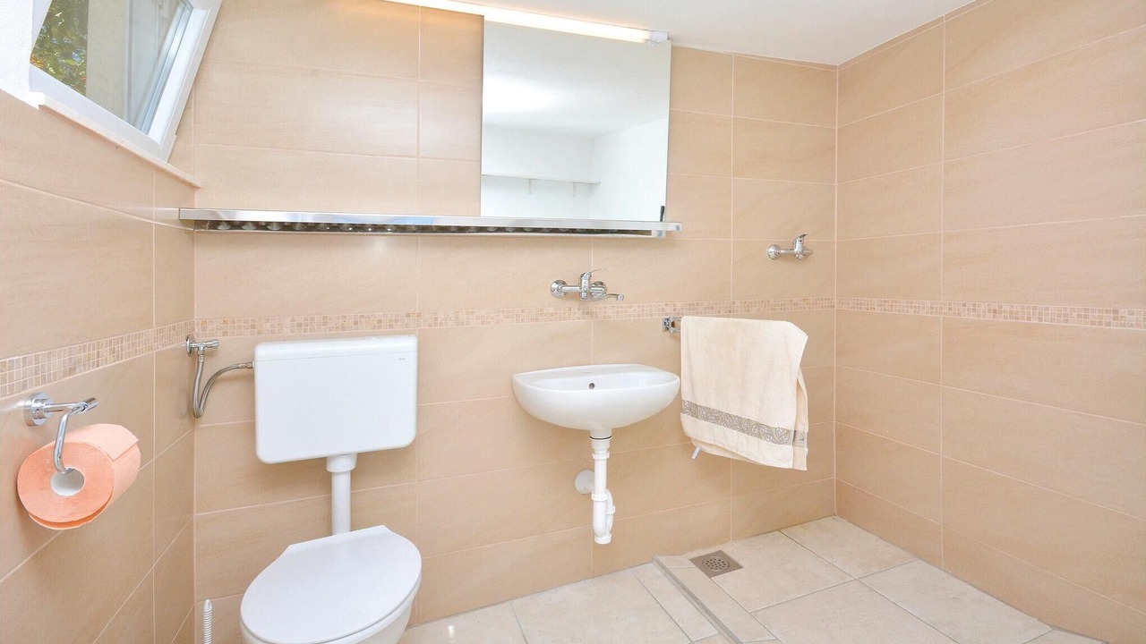 Photo of Bathroom in Rudine