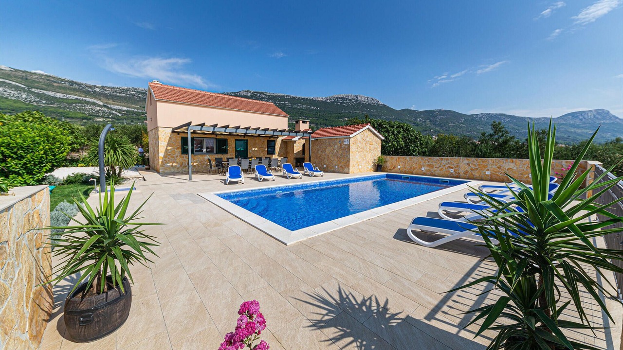 Photo of Outdoor in Kastela