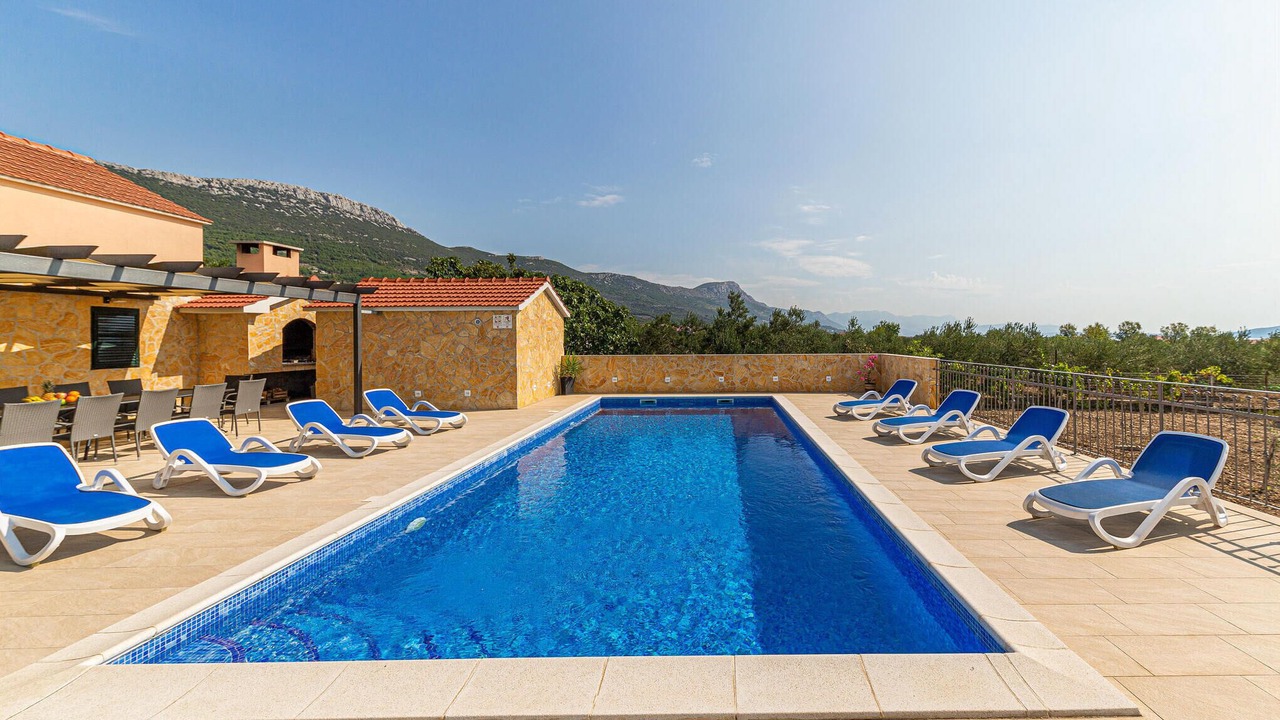 Photo of Outdoor in Kastela