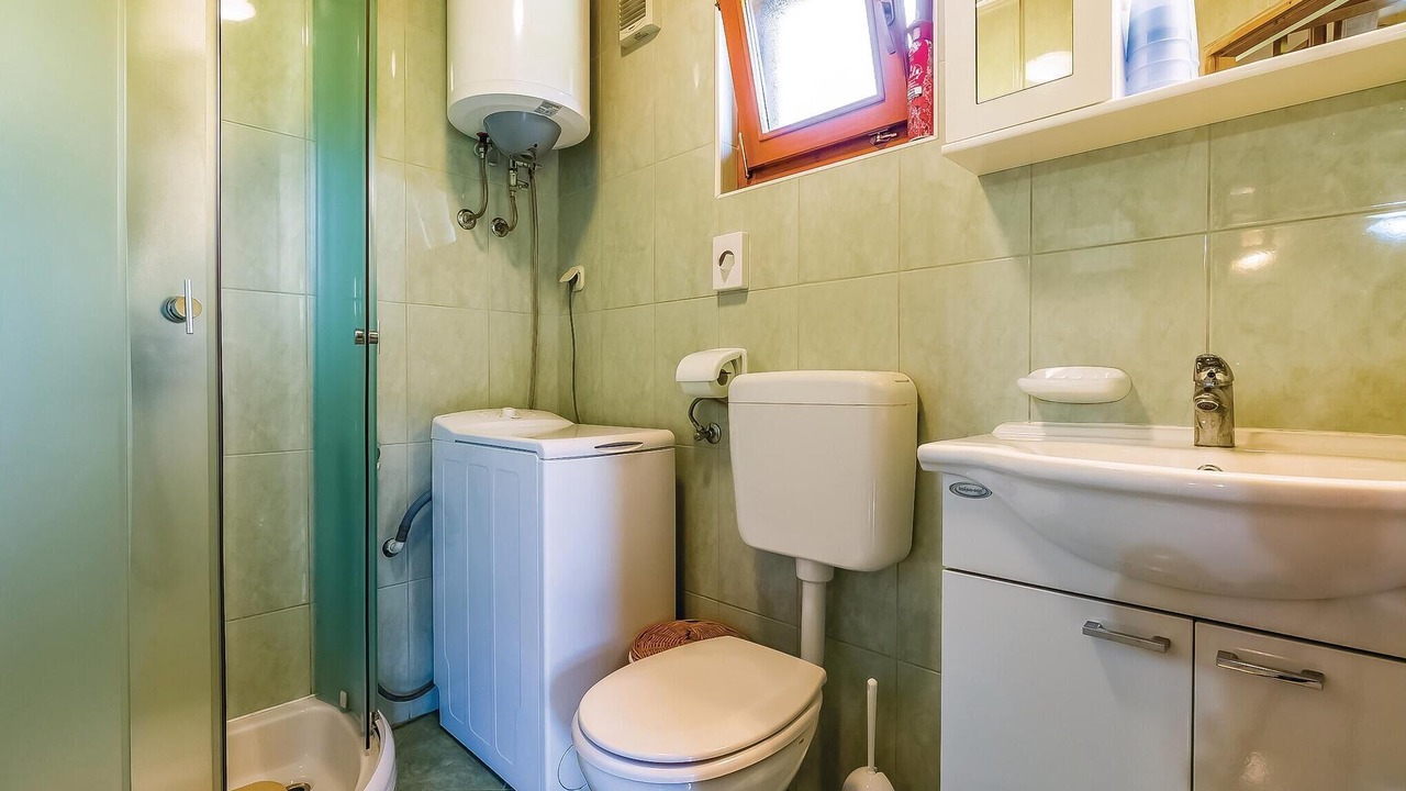 Photo of Bathroom in Presika