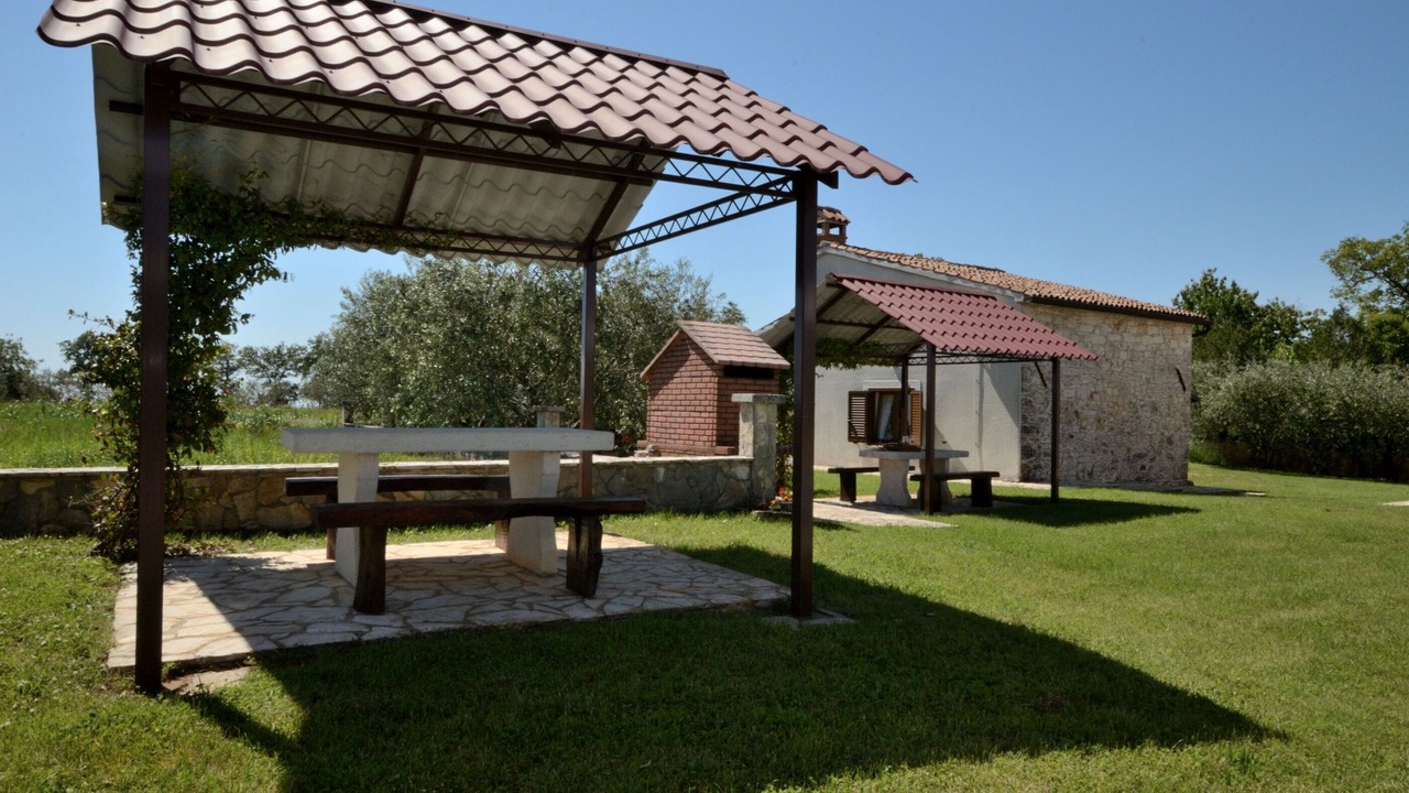Photo of Outdoor in Lasici