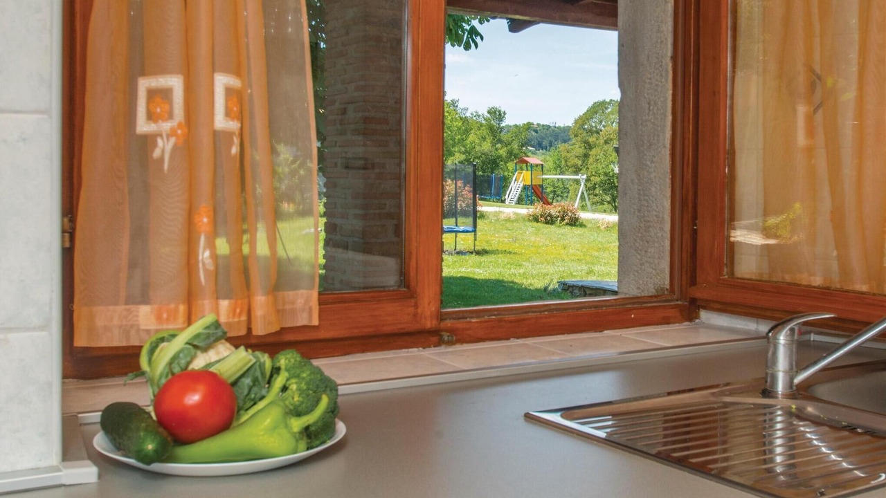 Photo of Others in Gondolici