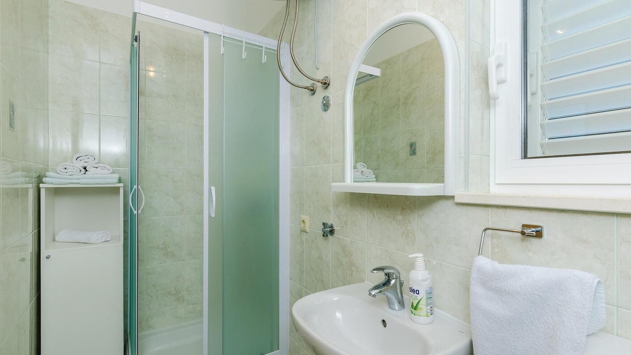 Photo of Bathroom in Molunat