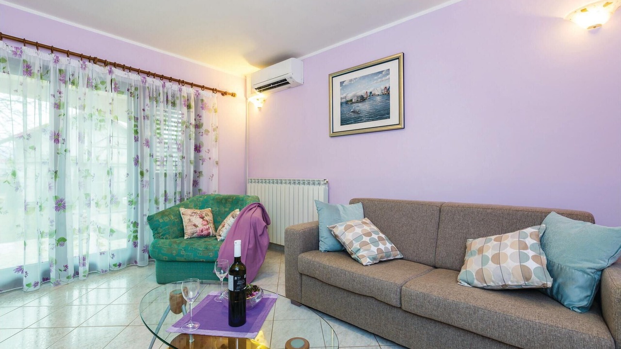Photo of Bedroom in Sarsoni