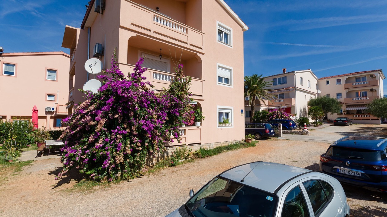 Photo of Outdoor in Barbat na Rabu