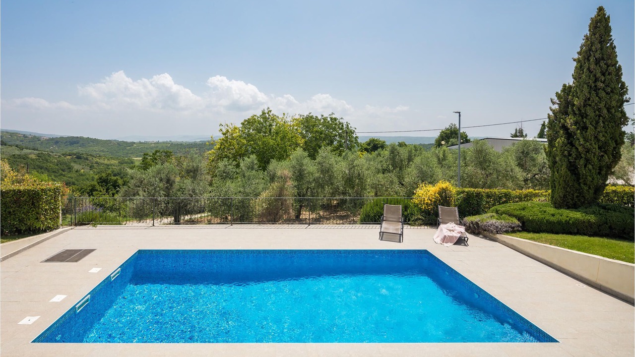 Photo of Outdoor in Baredine