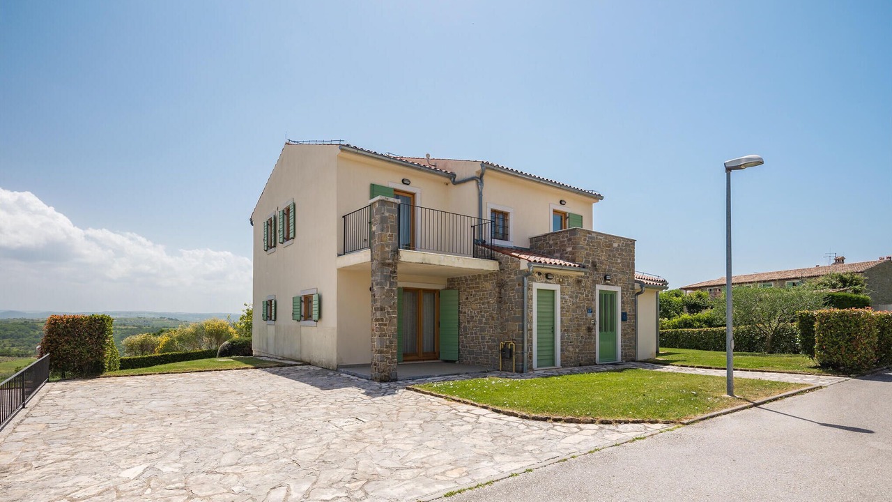 Photo of Outdoor in Baredine