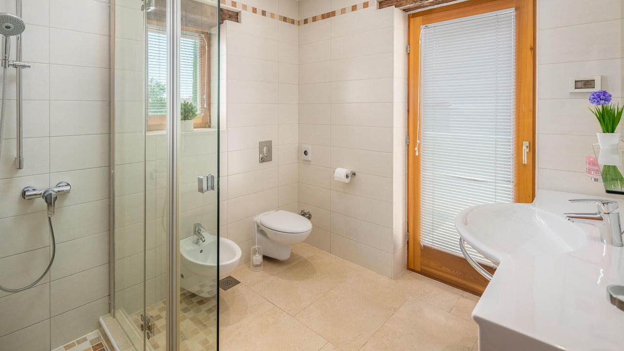 Photo of Bathroom in Baredine