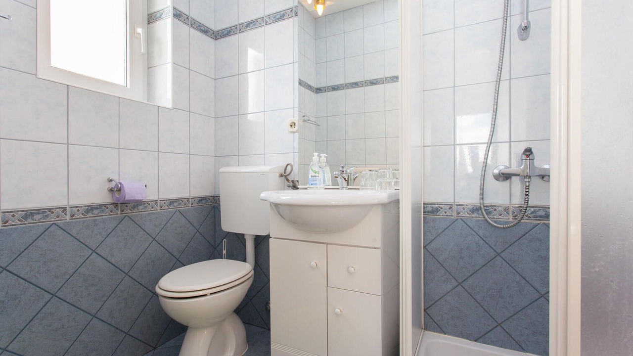 Photo of Bathroom in Kornic