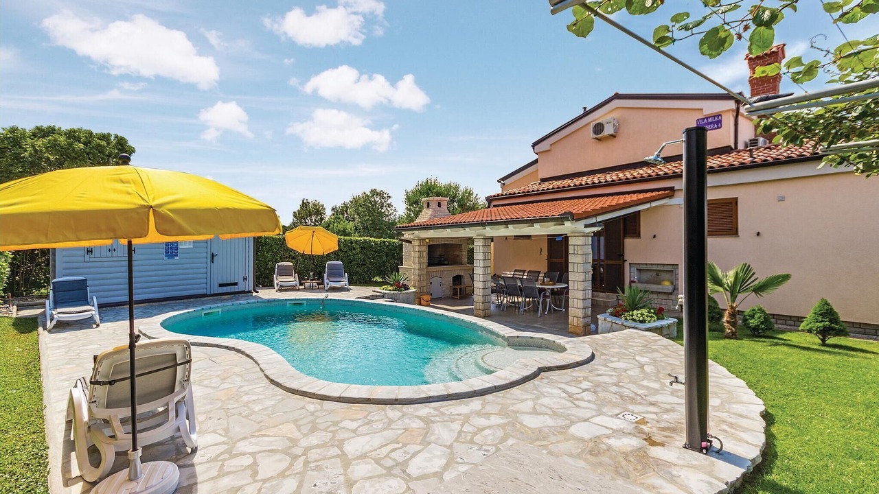 Photo of Outdoor in Stinjan