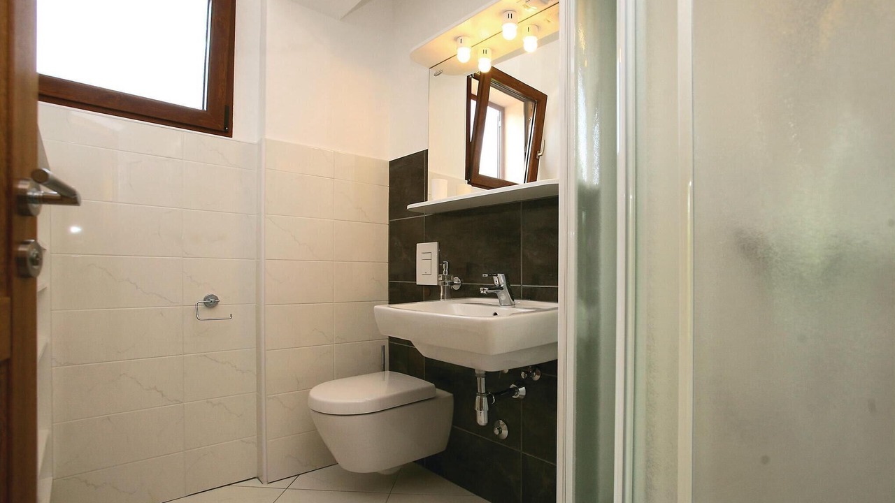 Photo of Bathroom in Stinjan
