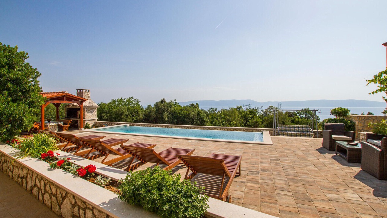 Photo of Outdoor in Ravni