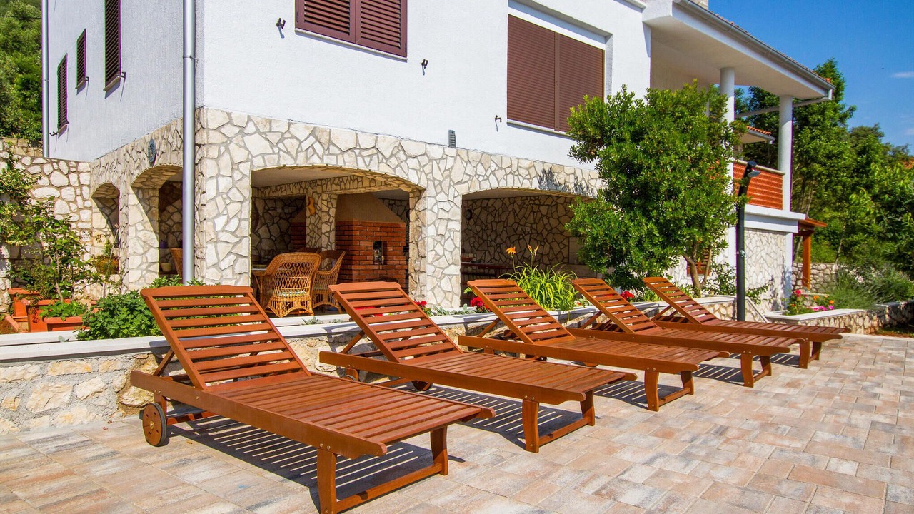 Photo of Outdoor in Ravni