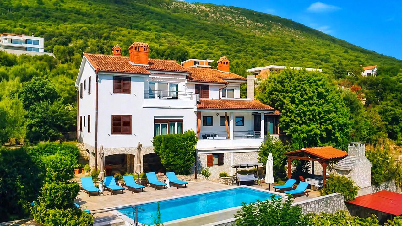 Photo of Outdoor in Ravni