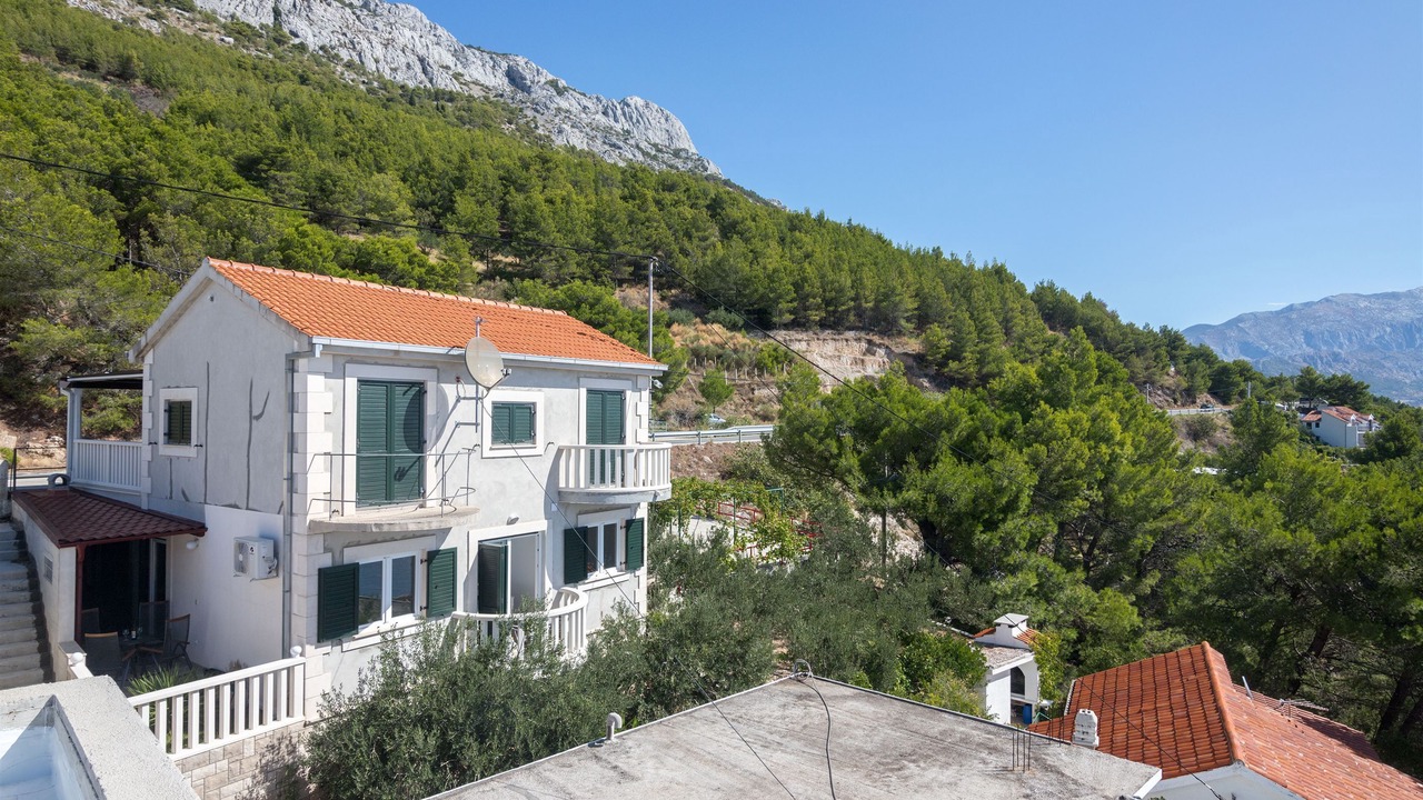 Photo of Outdoor in Mimice