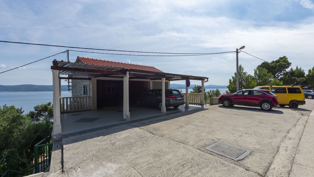 Photo of Outdoor in Mimice
