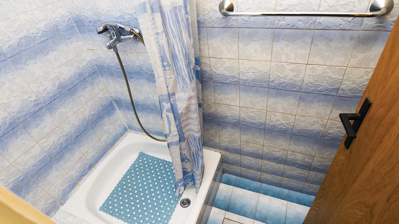 Photo of Bathroom in Iz