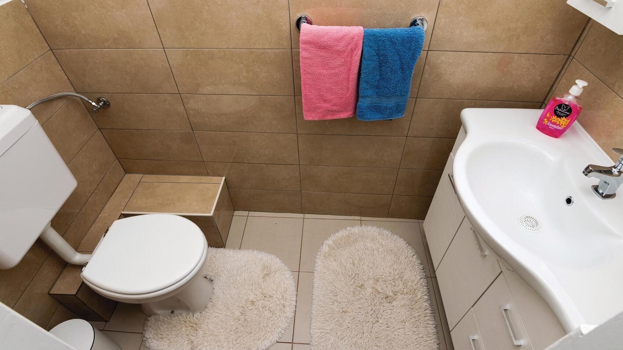 Photo of Bathroom in Iz