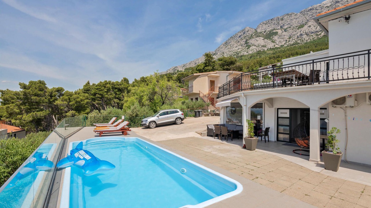 Photo of Outdoor in Brela