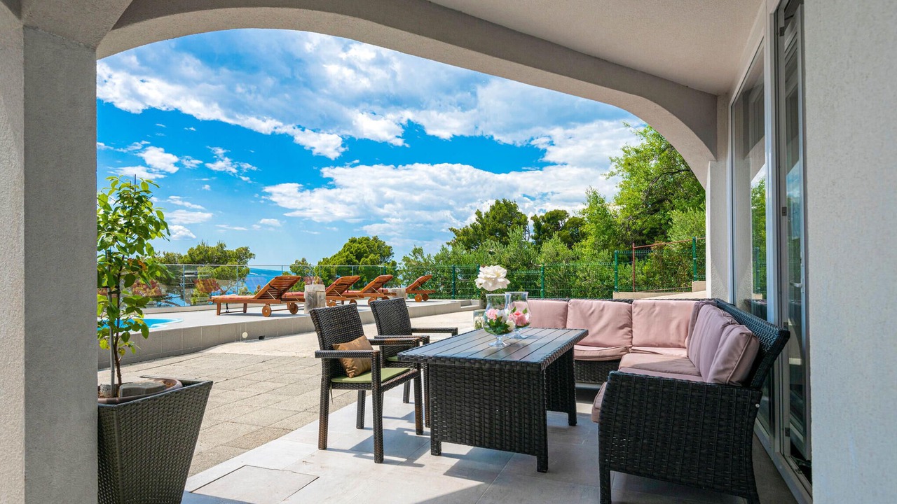 Photo of Outdoor in Brela