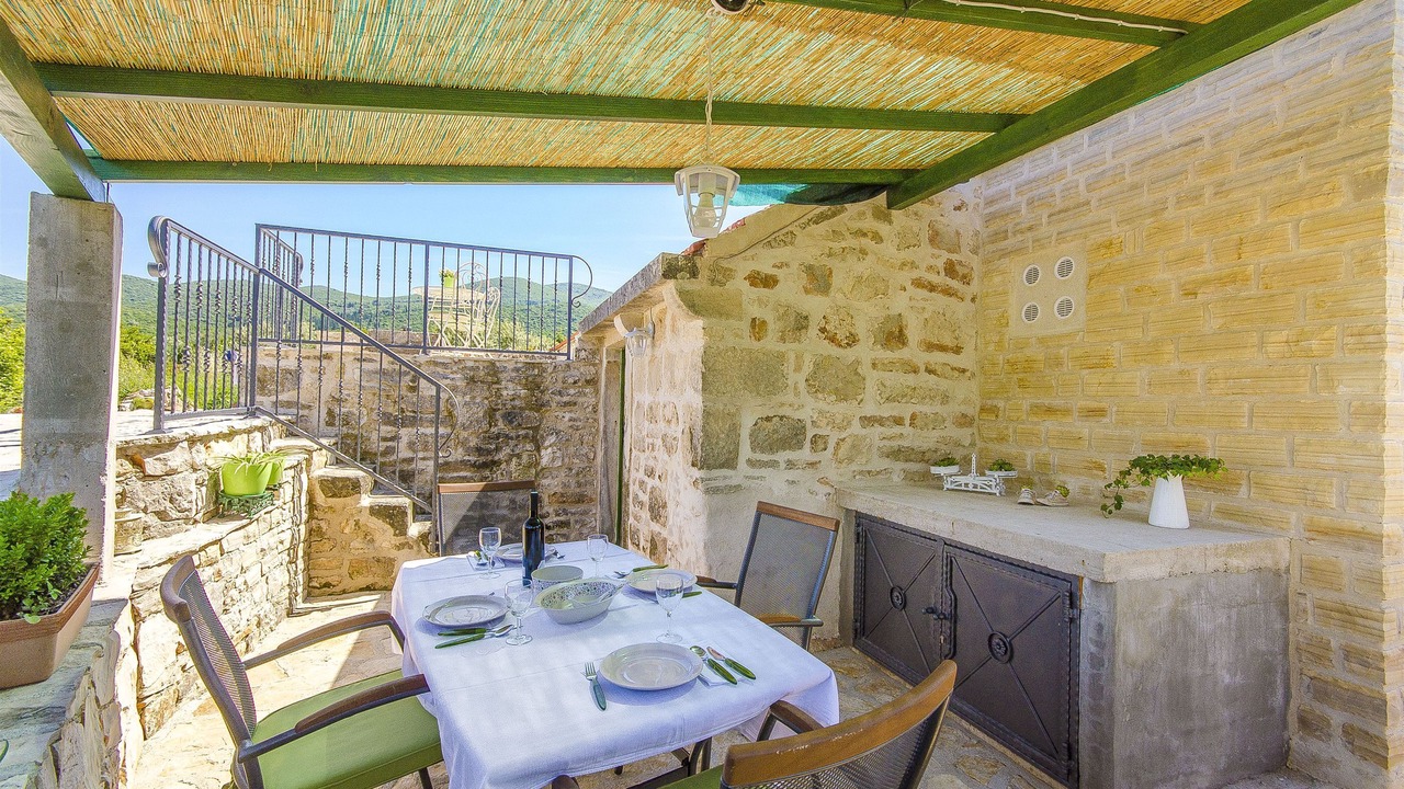 Photo of Outdoor in Kneza