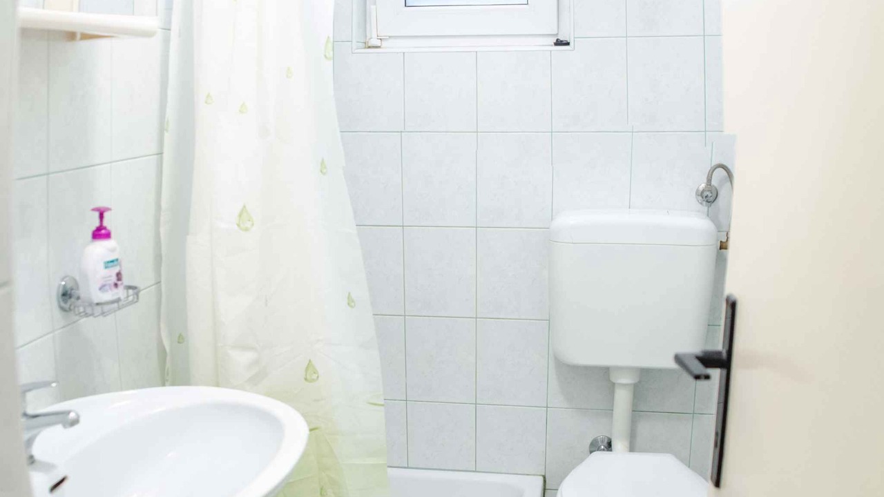 Photo of Bathroom in Lopar