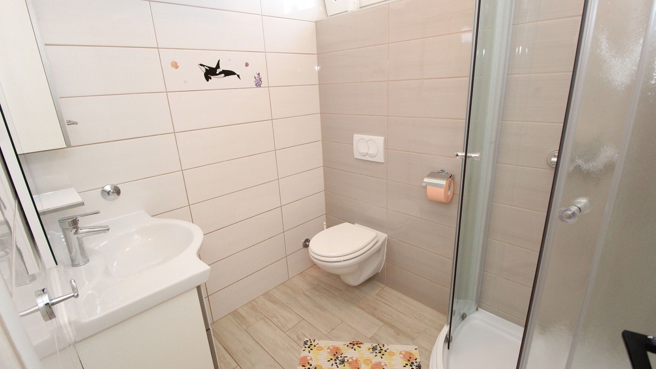 Photo of Bathroom in Kolan