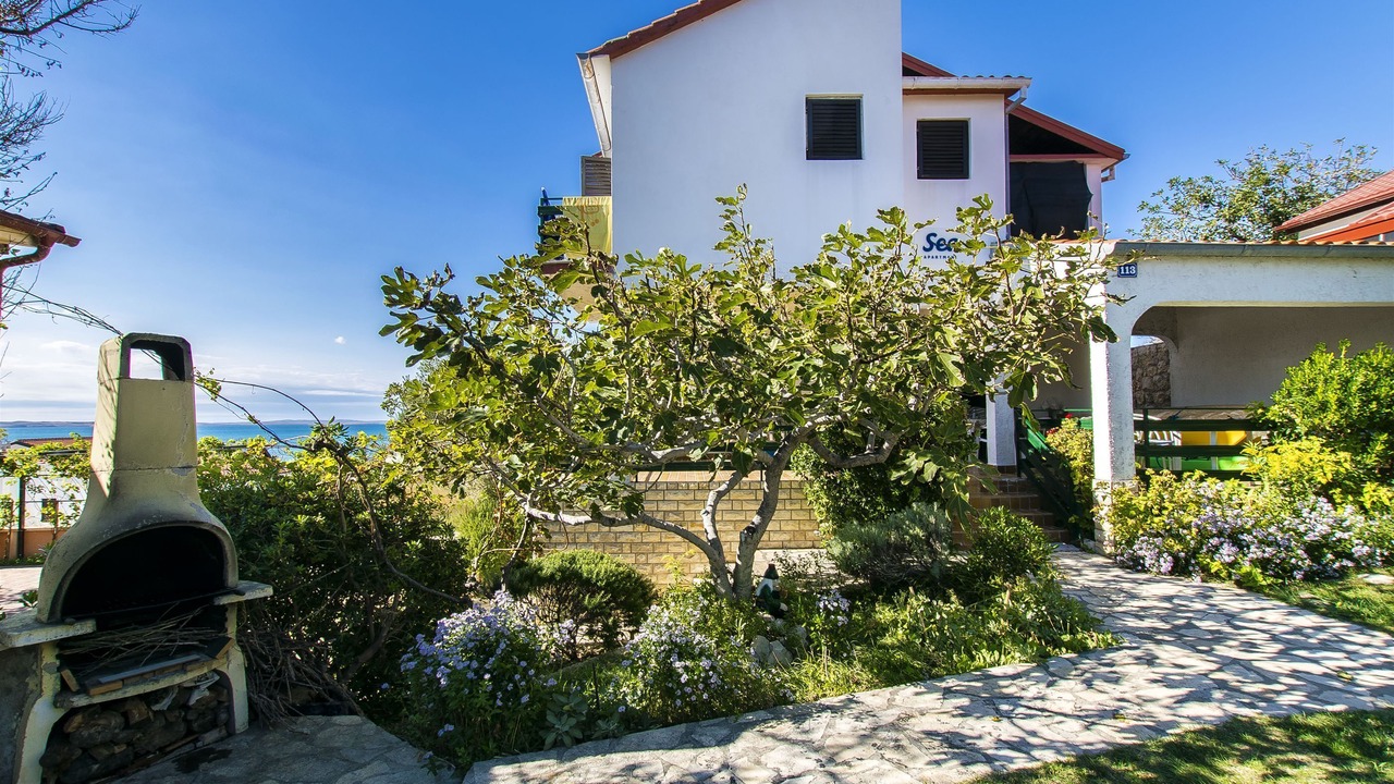 Photo of Outdoor in Rtina