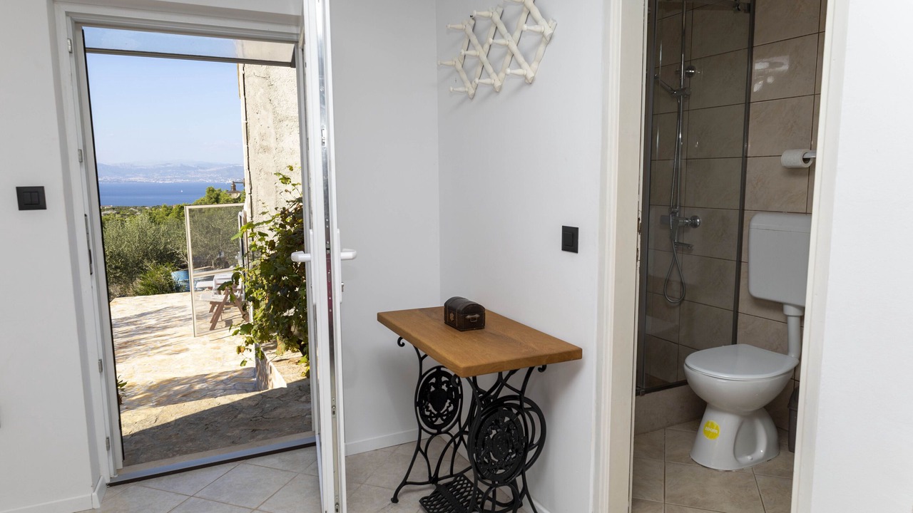 Photo of Bathroom in Supetar