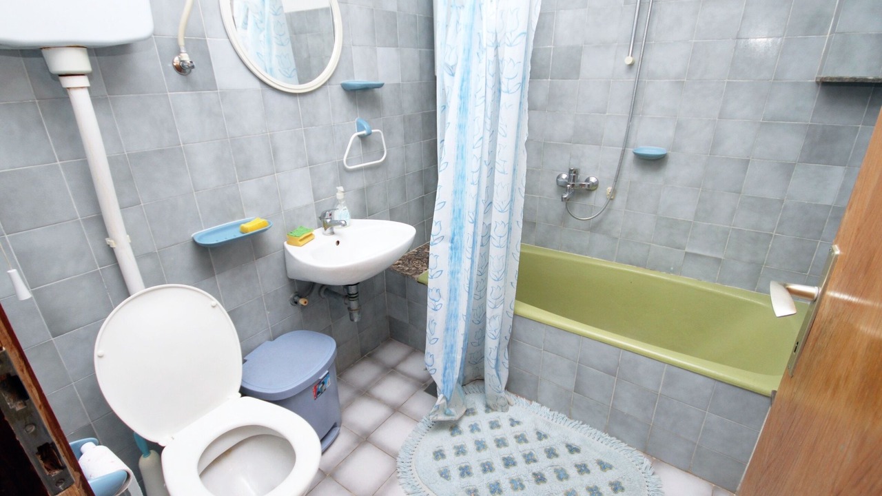 Photo of Bathroom in Sumartin