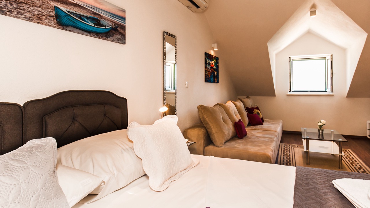 Photo of Bedroom in Bol