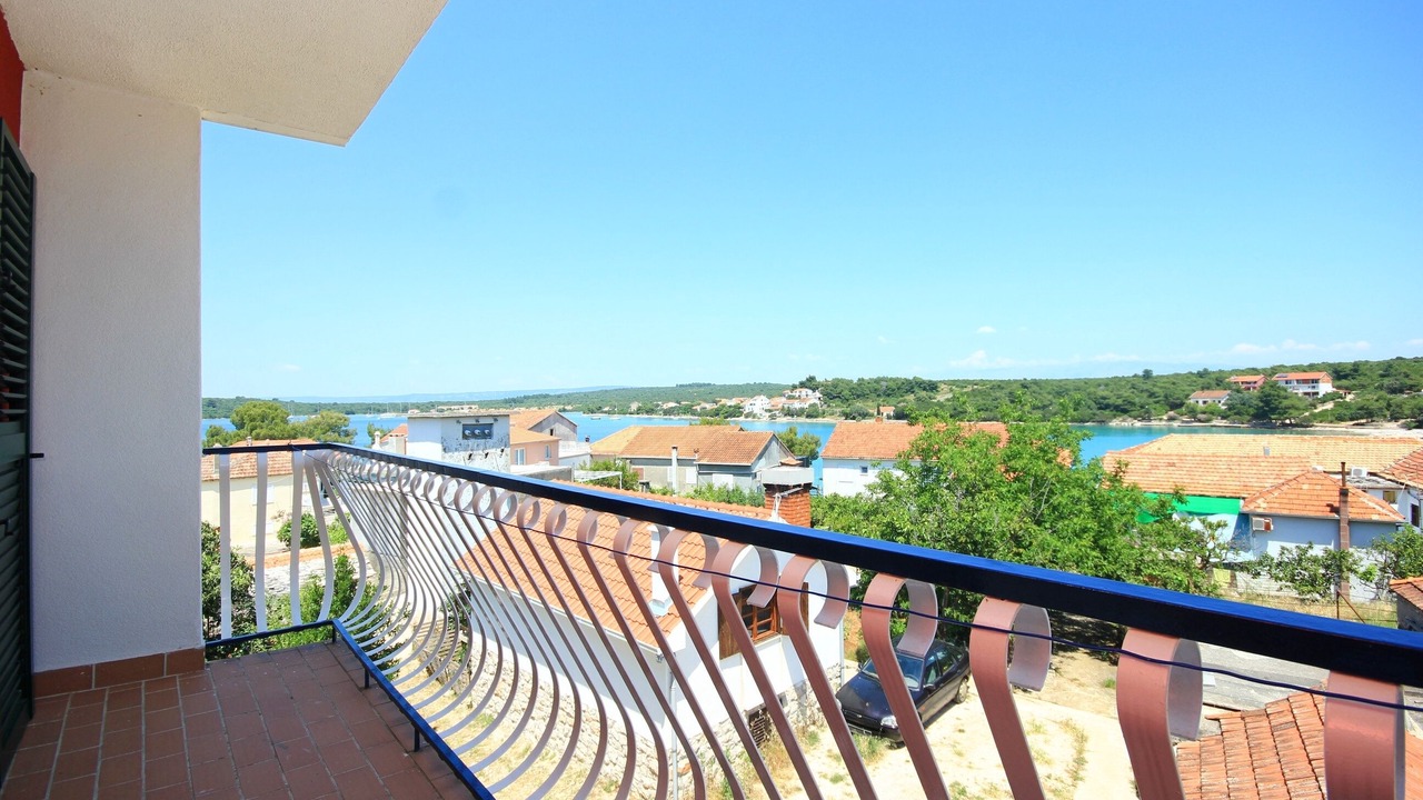 Photo of Outdoor in Loviste