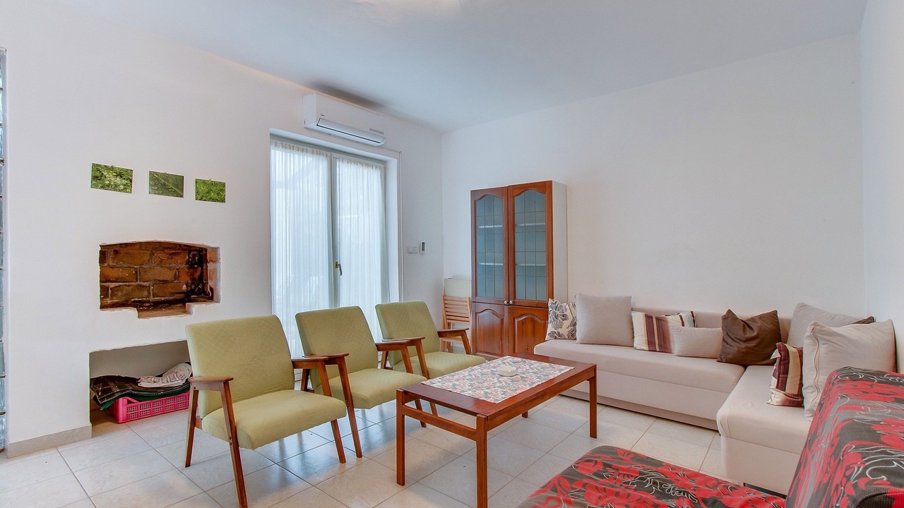 Photo of Livingroom in Nerezine