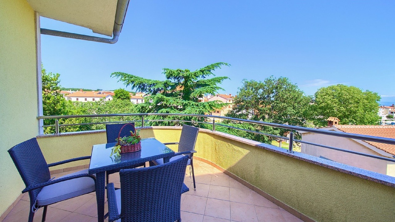 Photo of Patio Balcony in Porat
