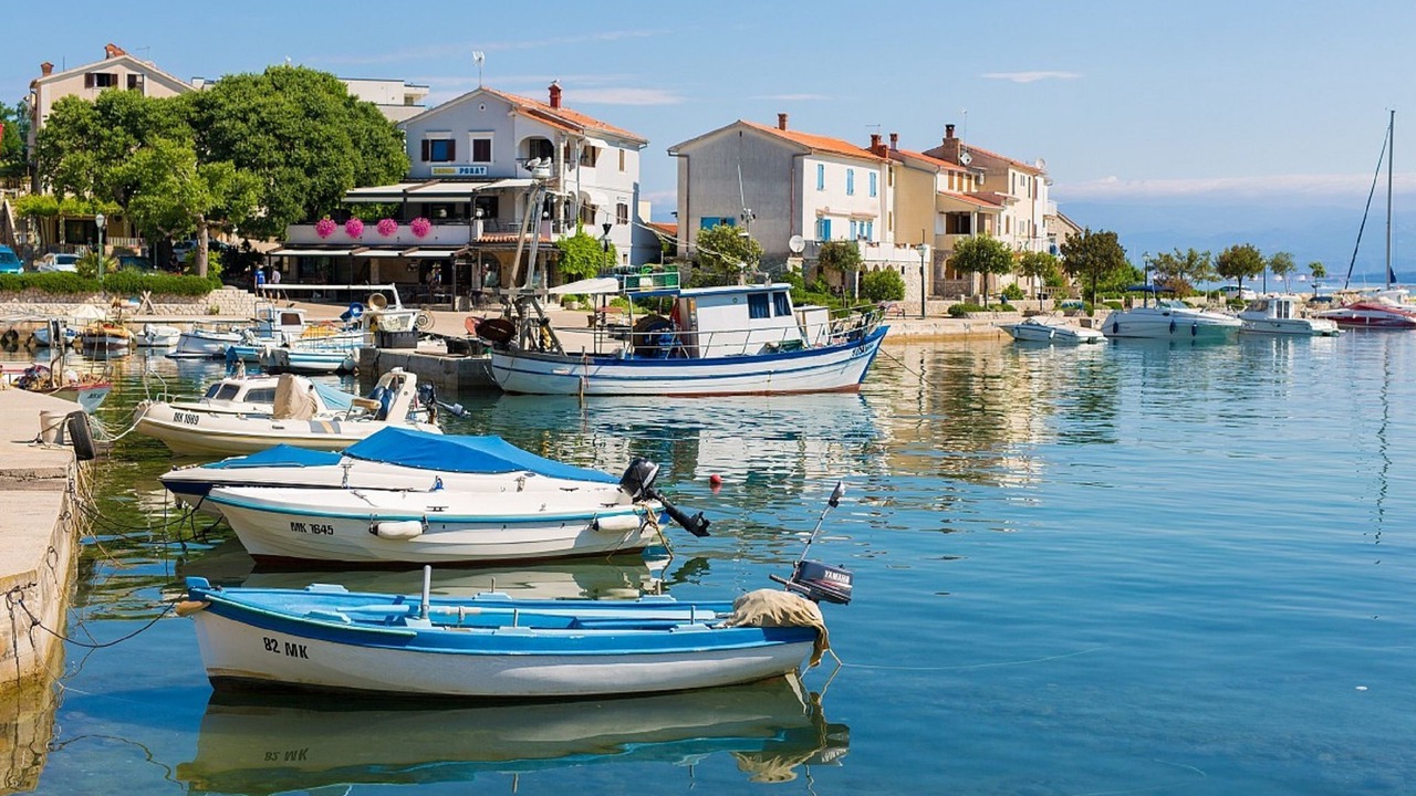 Photo of Others in Porat