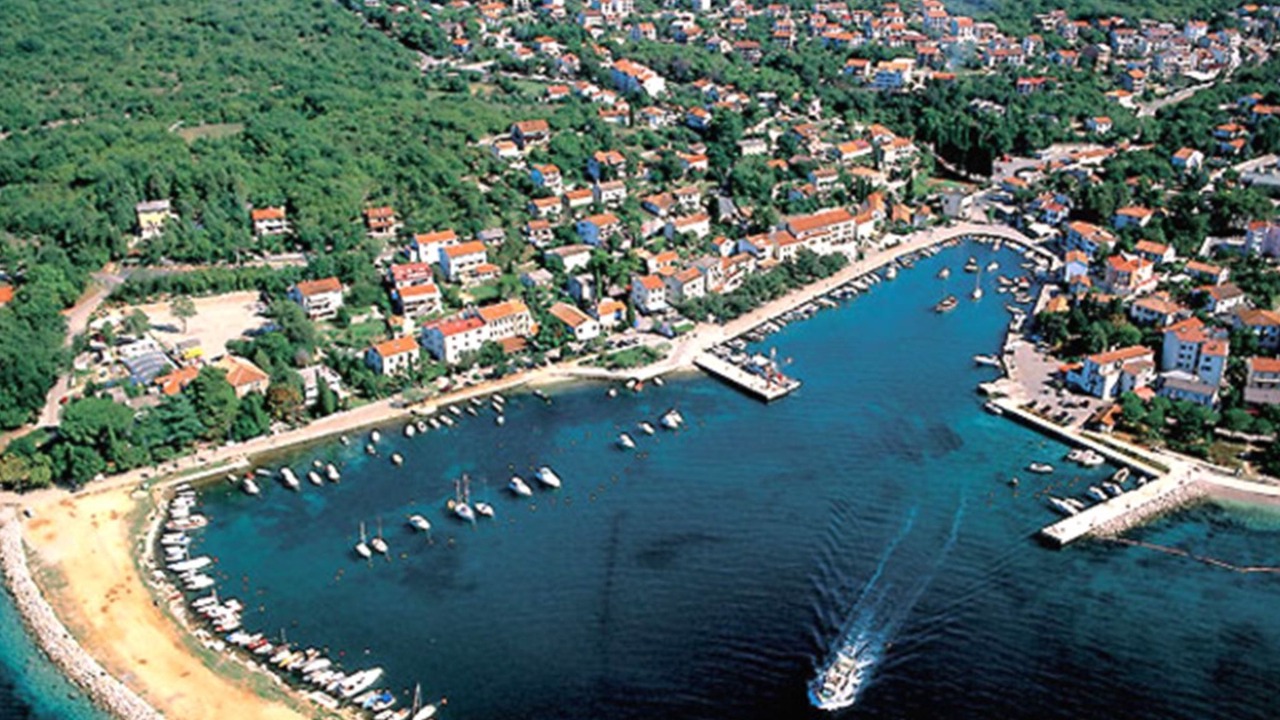 Photo of Others in Porat