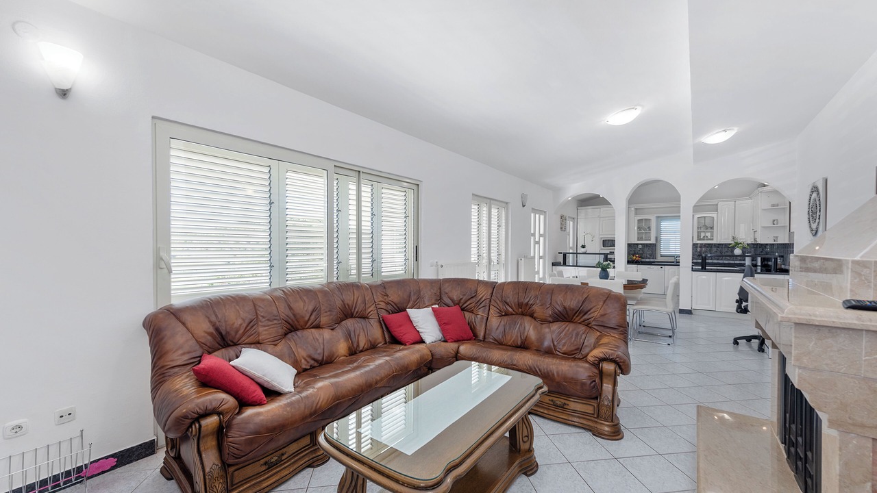 Photo of Livingroom in Neoric
