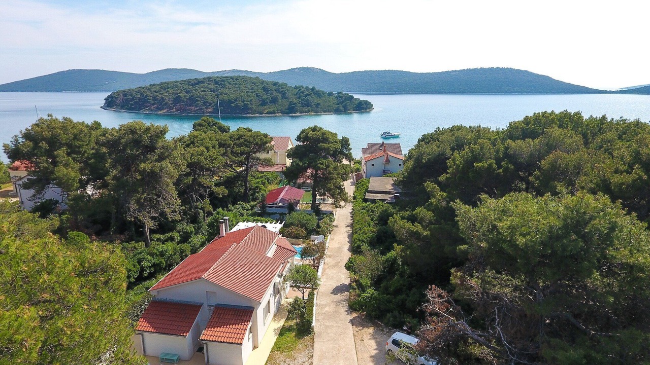 Photo of Outdoor in Molat