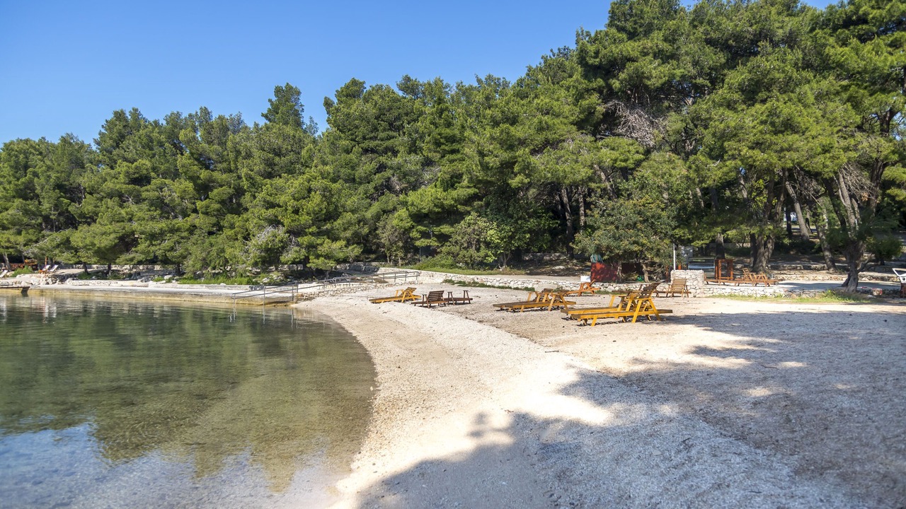 Photo of Others in Vrboska