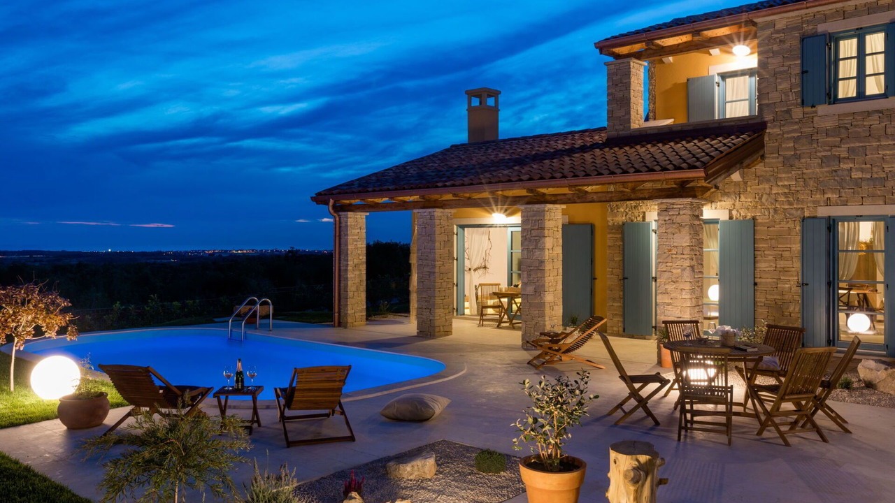 Photo of Outdoor in Vardica